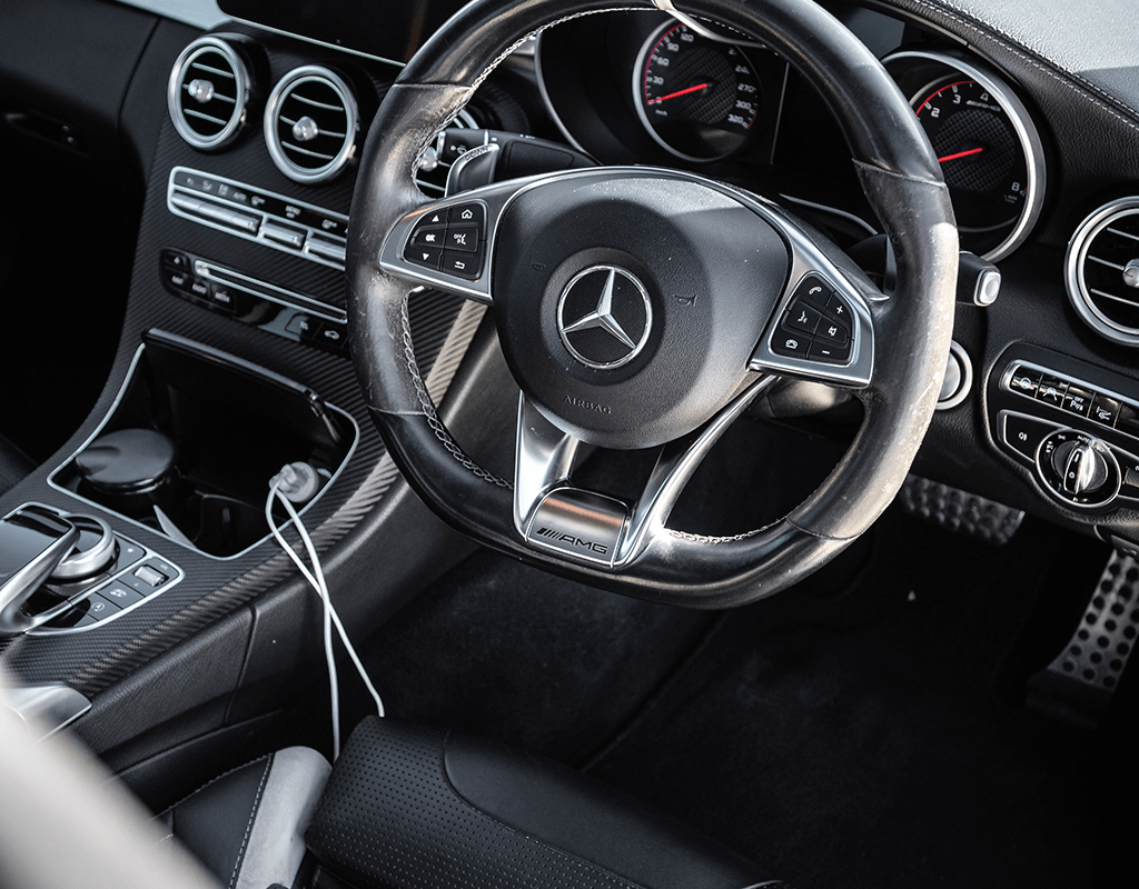 Mercedes Benz C63s AMG V8